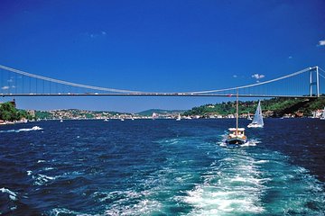 A Breath Break to Monotonous Life: Renew Your Soul in the Magic of Istanbul with Bosphorus Cruise