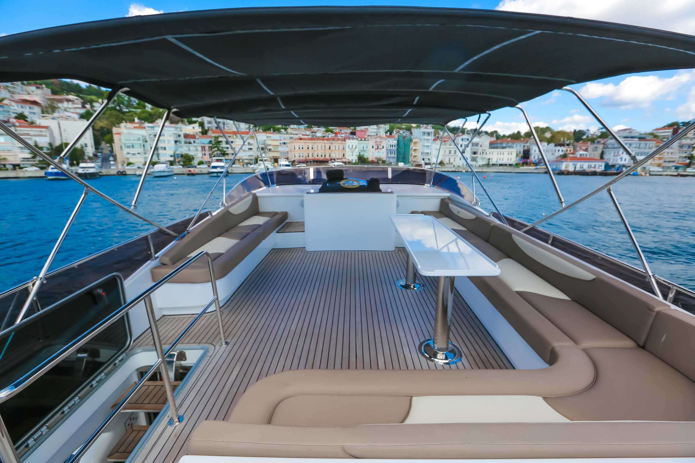 BOSPHORUS BIRTHDAY CELEBRATION ON THE YACHT With Private Waiter and Hotel Transfers