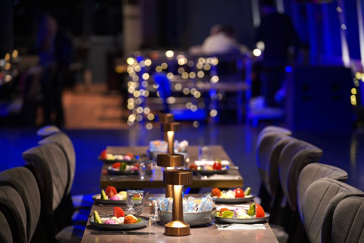 BOSPHORUS DINNER CRUISE & TURKISH NIGHT SHOW (STANDARD TABLE NON ALCOHOL)