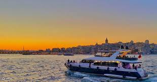Luxury Sunset Yacht on The Bosphorus with Transfer and With Professional Tour Guide