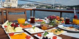 Bosphorus Breakfast Yachts with Hotel Pick Up and Drop Off and Private Waiter